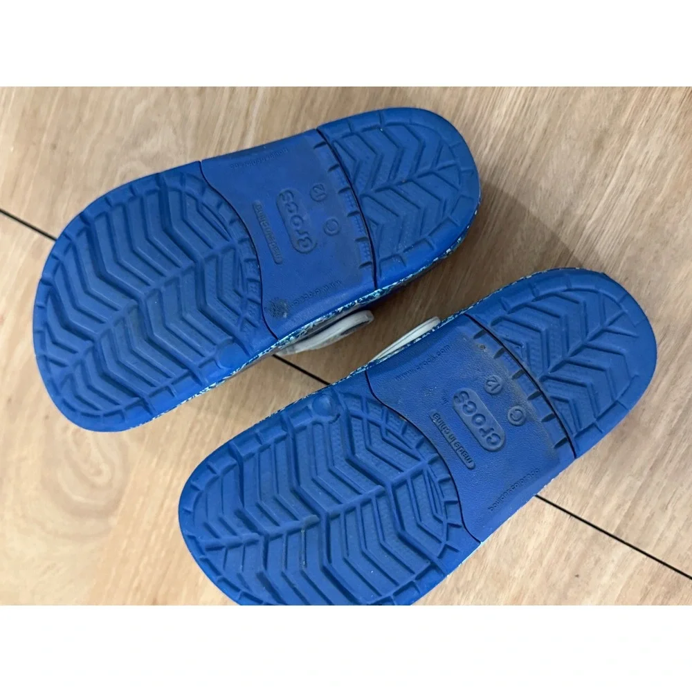 Crocs Kids Frozen Elsa Blue Clogs Snowflake Print Shoes Size 12